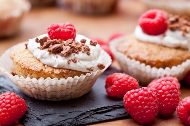schokokruemel-himbeer-cupcake
